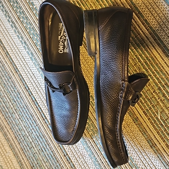 COPY - Ferragamo dark brown loafers.Excellent condition.$895 bought at Neiman M… - Picture 2 of 4